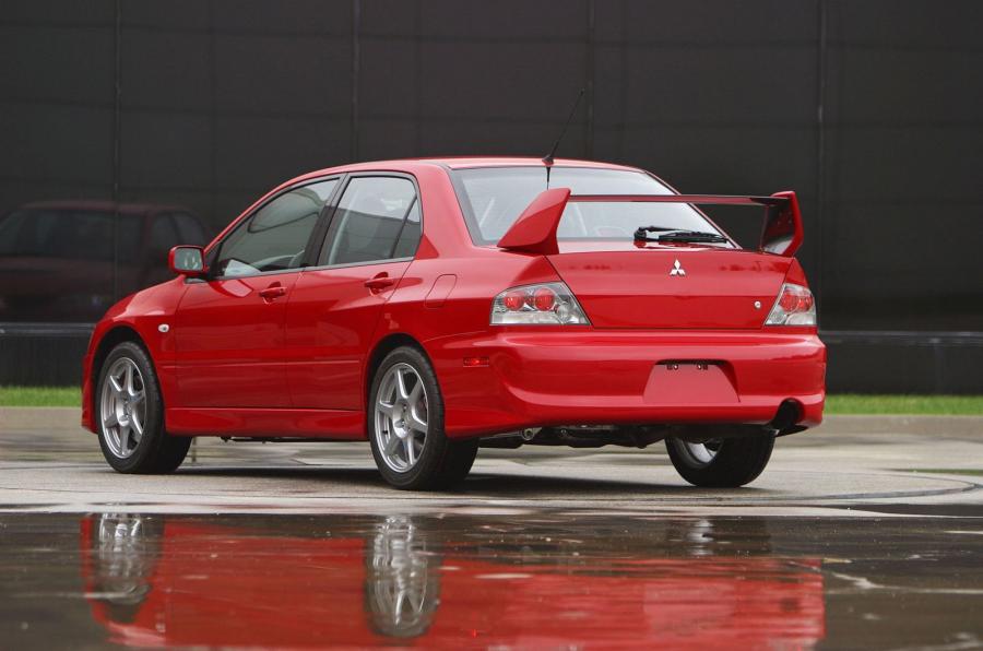  Mitsubishi Lancer Evolution VIII 2003 года  (фото 30 из 58)